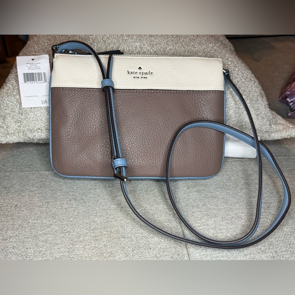 Kate Spade - Triple Gusset Crossbody - Picture 3 of 8
